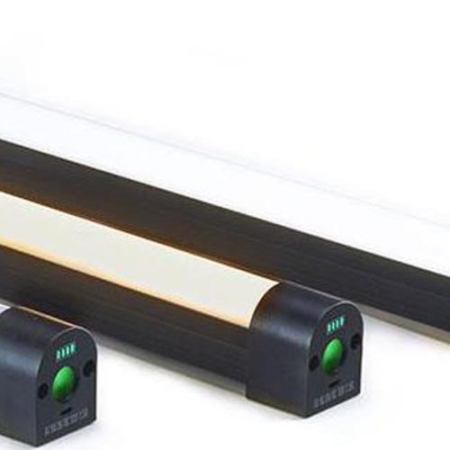 12-inch-Quasar-Science-Q-lion-lithium-batt-LED-tube-4932