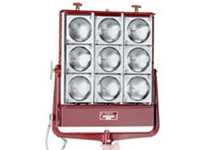 9-light-mole-fay-5850w---specify-globes-3823