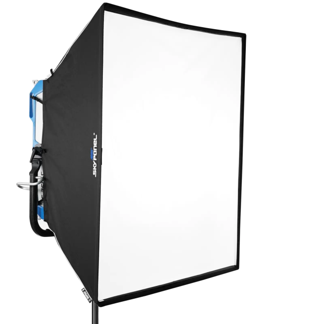 ARRI-6x6-snapbag-for-S360-Skypanel-5144