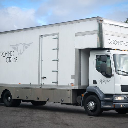 7-ton-peterbilt-220-studio-truck-3774