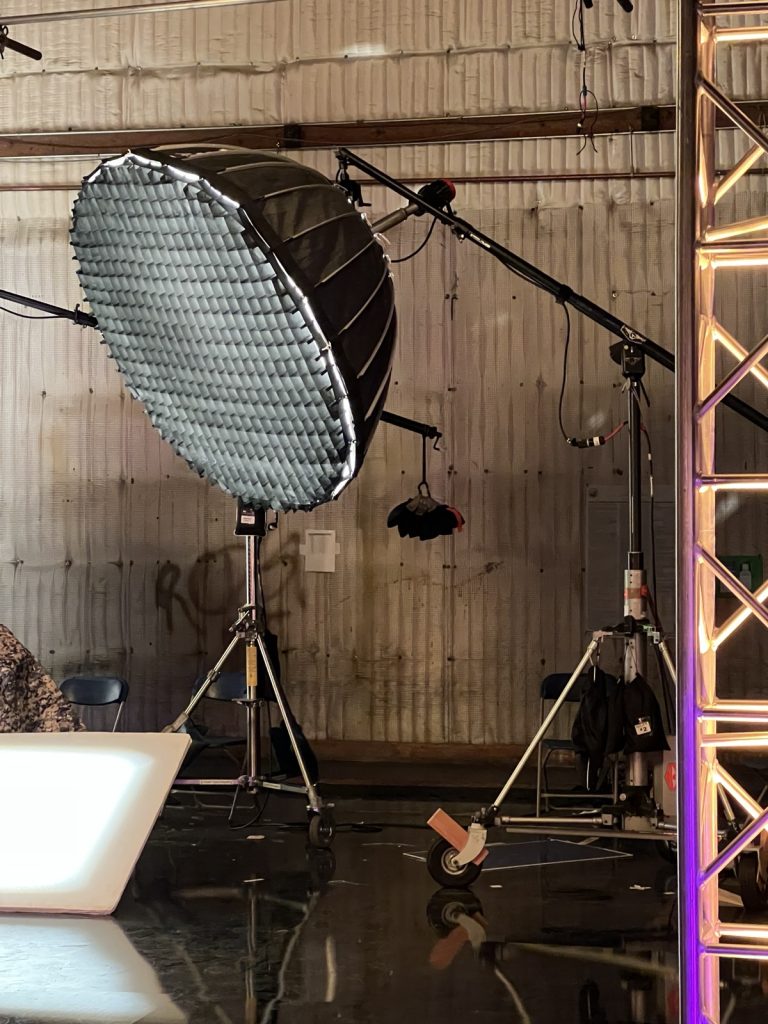 K5600 Kurve Umbrella utilized on set with grid.